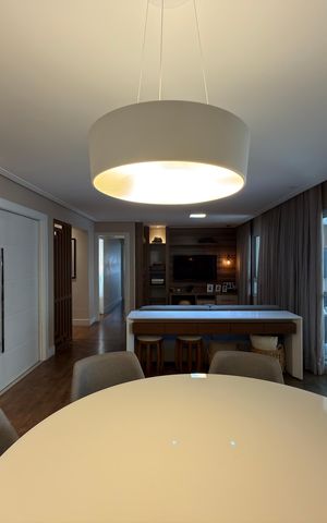 Apartamento à venda com 155m², 3 quartos e 3 vagas Apartamento à venda com 155m², 3 quartos e 3 vagasSala