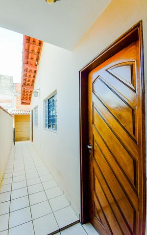 Casa à venda com 181m², 2 quartos e 2 vagasQuintal