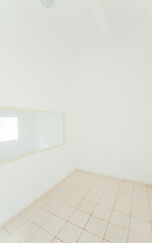 Casa à venda com 181m², 2 quartos e 2 vagasEdícula 
