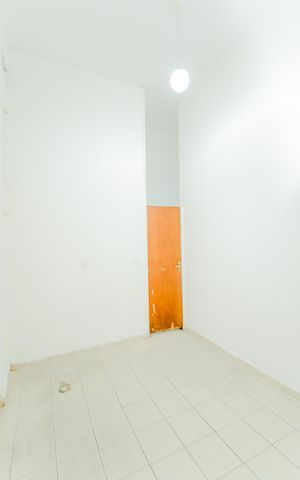 Casa à venda com 181m², 2 quartos e 2 vagasEdícula 