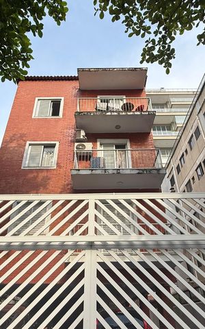 Apartamento para alugar com 55m², 2 quartos e 1 vaga Apartamento para alugar com 55m², 2 quartos e 1 vagaFachada