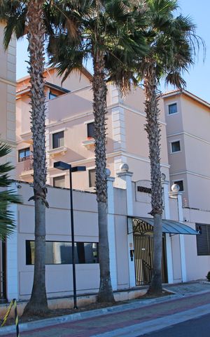 Apartamento à venda com 64m², 3 quartos e 2 vagasFachada