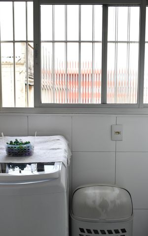 Apartamento à venda com 72m², 3 quartos e 1 vagaÁrea de Serviço