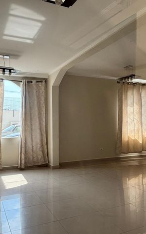 Apartamento à venda com 72m², 3 quartos e 1 vaga Apartamento à venda com 72m², 3 quartos e 1 vagaÁrea comum - Salão de festas