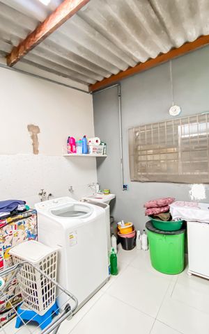 Casa para alugar com 100m², 3 quartos e 4 vagas Casa para alugar com 100m², 3 quartos e 4 vagasÁrea de Serviço