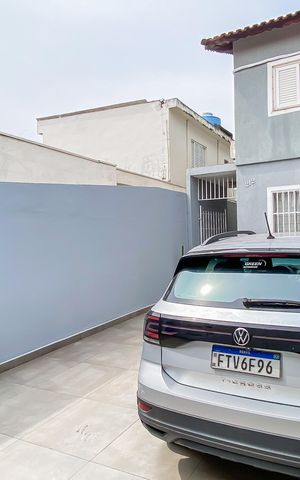 Casa para alugar com 100m², 3 quartos e 4 vagas Casa para alugar com 100m², 3 quartos e 4 vagasGaragem