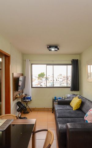 Apartamento à venda com 44m², 2 quartos e 1 vaga Apartamento à venda com 44m², 2 quartos e 1 vagaSala