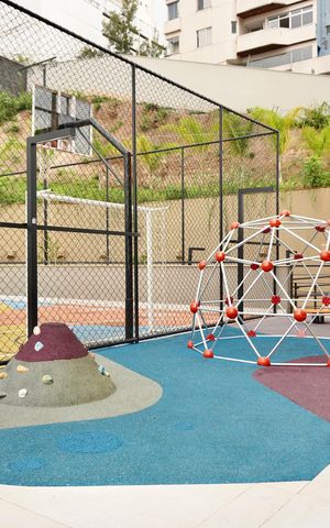 Apartamento à venda com 97m², 3 quartos e 3 vagasÁrea comum - Playground