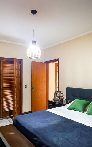 Casa de condomínio à venda com 2700m², 5 quartos e 4 vagas Casa de condomínio à venda com 2700m², 5 quartos e 4 vagasSuite 1