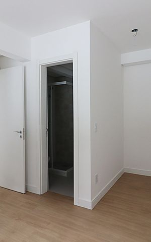 Apartamento para alugar com 70m², 2 quartos e 1 vagaSuíte