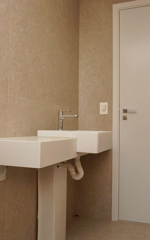 Apartamento à venda com 99m², 3 quartos e 2 vagas Apartamento à venda com 99m², 3 quartos e 2 vagasSuíte 3 - Banheiro