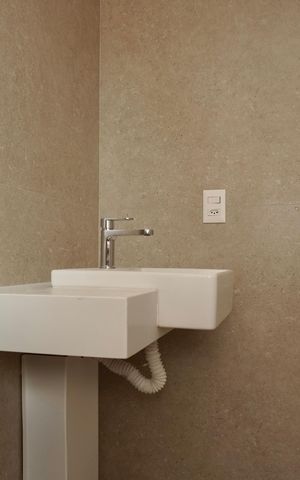 Apartamento à venda com 99m², 3 quartos e 2 vagas Apartamento à venda com 99m², 3 quartos e 2 vagasSuíte 1 - Banheiro