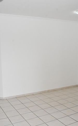 Apartamento à venda com 90m², 3 quartos e 2 vagas Apartamento à venda com 90m², 3 quartos e 2 vagasSala