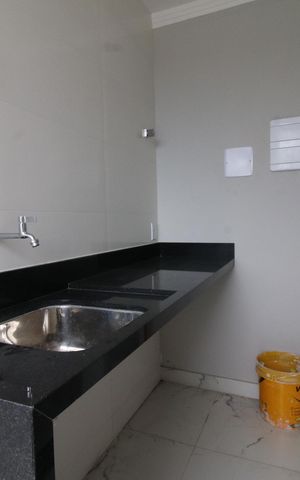 Casa à venda com 120m², 3 quartos e 1 vagaÁrea de Serviço