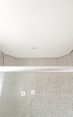 Apartamento à venda com 100m², 2 quartos e 1 vagaBanheiro da Suíte 1