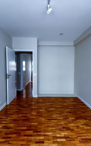 Apartamento à venda com 137m², 3 quartos e 1 vaga