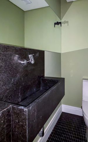 Apartamento à venda com 137m², 3 quartos e 1 vaga