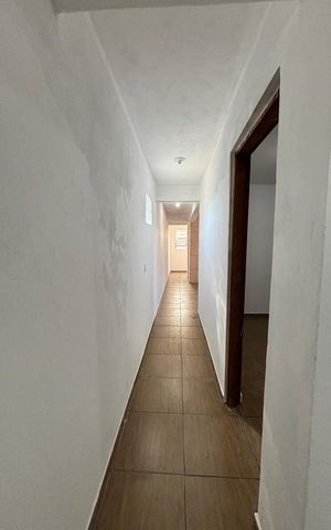 Casa à venda com 125m², 4 quartos e 1 vaga Casa à venda com 125m², 4 quartos e 1 vagaCorredor 2