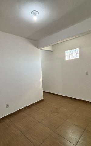 Casa à venda com 125m², 4 quartos e 1 vaga Casa à venda com 125m², 4 quartos e 1 vagaSala