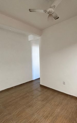 Casa à venda com 125m², 4 quartos e 1 vaga Casa à venda com 125m², 4 quartos e 1 vagaSala