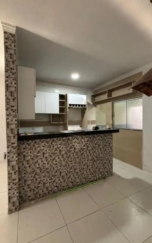 Casa à venda com 83m², 2 quartos e 2 vagas
