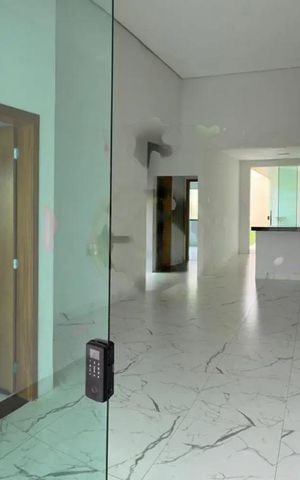 Casa à venda com 170m², 3 quartos e 3 vagas