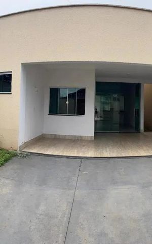 Casa à venda com 170m², 3 quartos e 3 vagas