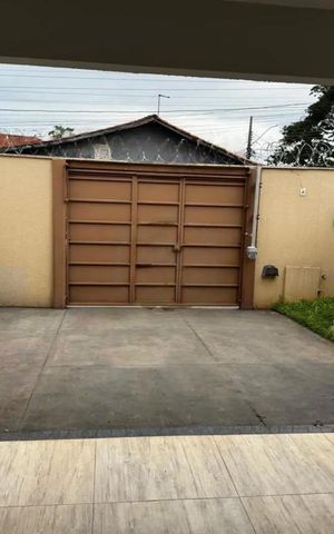 Casa à venda com 170m², 3 quartos e 3 vagas