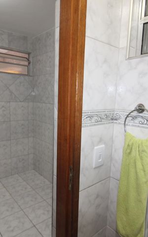 Casa à venda com 250m², 3 quartos e 2 vagasBanheiro 2