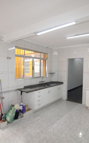 Casa à venda com 250m², 3 quartos e 2 vagasCozinha