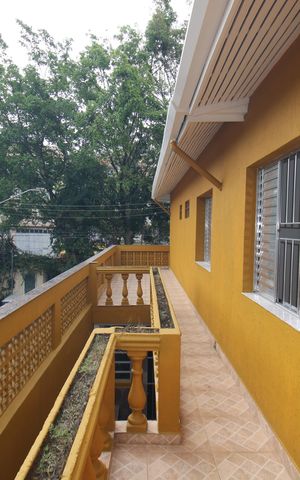 Casa à venda com 250m², 3 quartos e 2 vagasVaranda