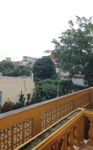 Casa à venda com 250m², 3 quartos e 2 vagasVaranda