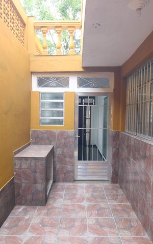Casa à venda com 250m², 3 quartos e 2 vagasÁrea de Serviço