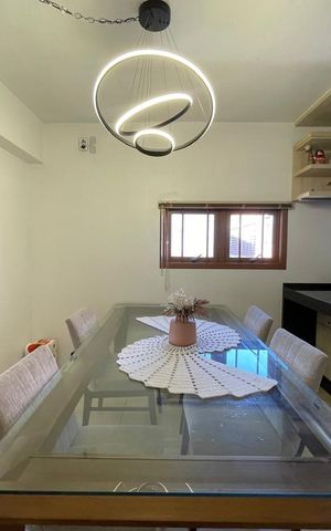 Casa à venda com 240m², 2 quartos e 2 vagas