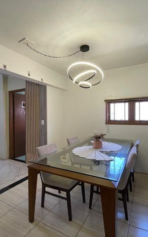 Casa à venda com 240m², 2 quartos e 2 vagas