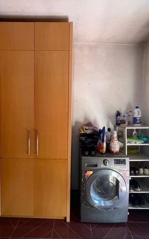 Casa à venda com 240m², 2 quartos e 2 vagas
