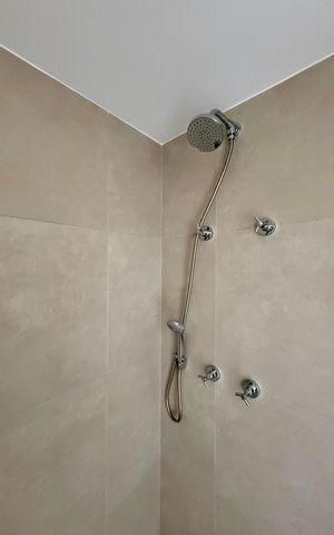 Studio para alugar com 19m², 1 quarto e sem vaga Studio para alugar com 19m², 1 quarto e sem vagaBanheiro