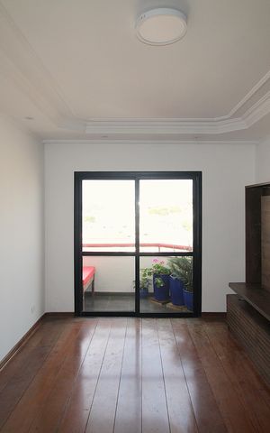Apartamento à venda com 90m², 3 quartos e 2 vagasSala