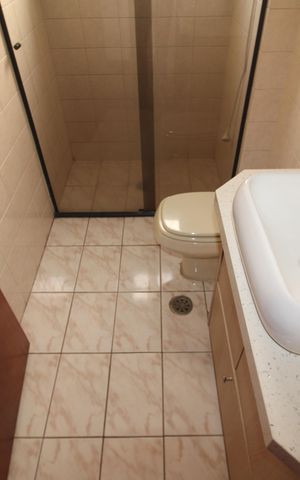 Apartamento à venda com 90m², 3 quartos e 2 vagasBanheiro 1
