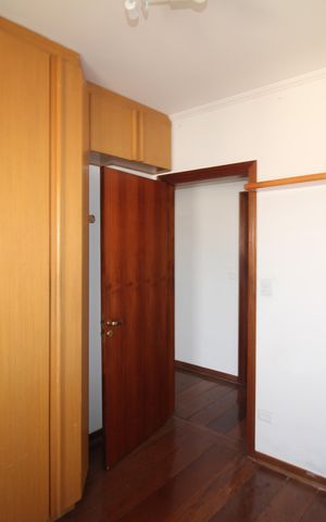 Apartamento à venda com 90m², 3 quartos e 2 vagasQuarto 2