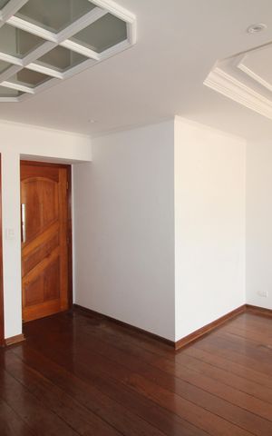 Apartamento à venda com 90m², 3 quartos e 2 vagasSala
