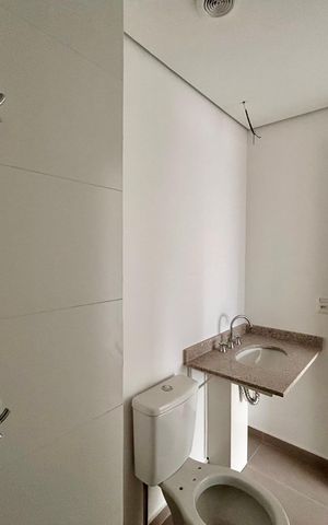 Apartamento à venda com 67m², 2 quartos e 1 vaga Apartamento à venda com 67m², 2 quartos e 1 vagaBanheiro da Suíte 2