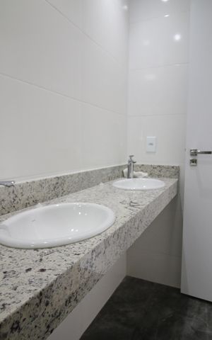 Apartamento à venda com 120m², 3 quartos e 1 vagaBanheiro da Suíte 2