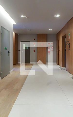 Apartamento à venda com 69m², 2 quartos e 1 vaga Apartamento à venda com 69m², 2 quartos e 1 vagaHall