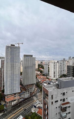 Apartamento à venda com 69m², 2 quartos e 1 vaga Apartamento à venda com 69m², 2 quartos e 1 vagaVaranda e área de serviço