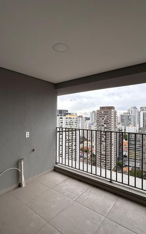 Apartamento à venda com 67m², 2 quartos e 1 vaga Apartamento à venda com 67m², 2 quartos e 1 vagaVaranda e área de serviço
