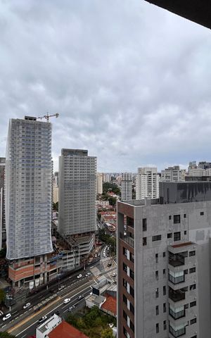 Apartamento à venda com 67m², 2 quartos e 1 vaga Apartamento à venda com 67m², 2 quartos e 1 vagaVaranda e área de serviço