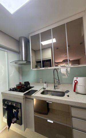Apartamento à venda com 57m², 2 quartos e 2 vagas Apartamento à venda com 57m², 2 quartos e 2 vagasCozinha