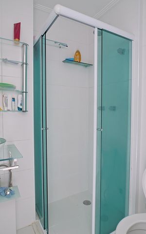 Apartamento à venda com 52m², 2 quartos e 1 vagaBanheiro do Quarto 2