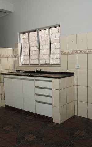 Casa para alugar com 120m², 2 quartos e 1 vagaCozinha